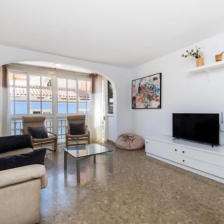 Picasso Center Apartment Малага Экстерьер фото