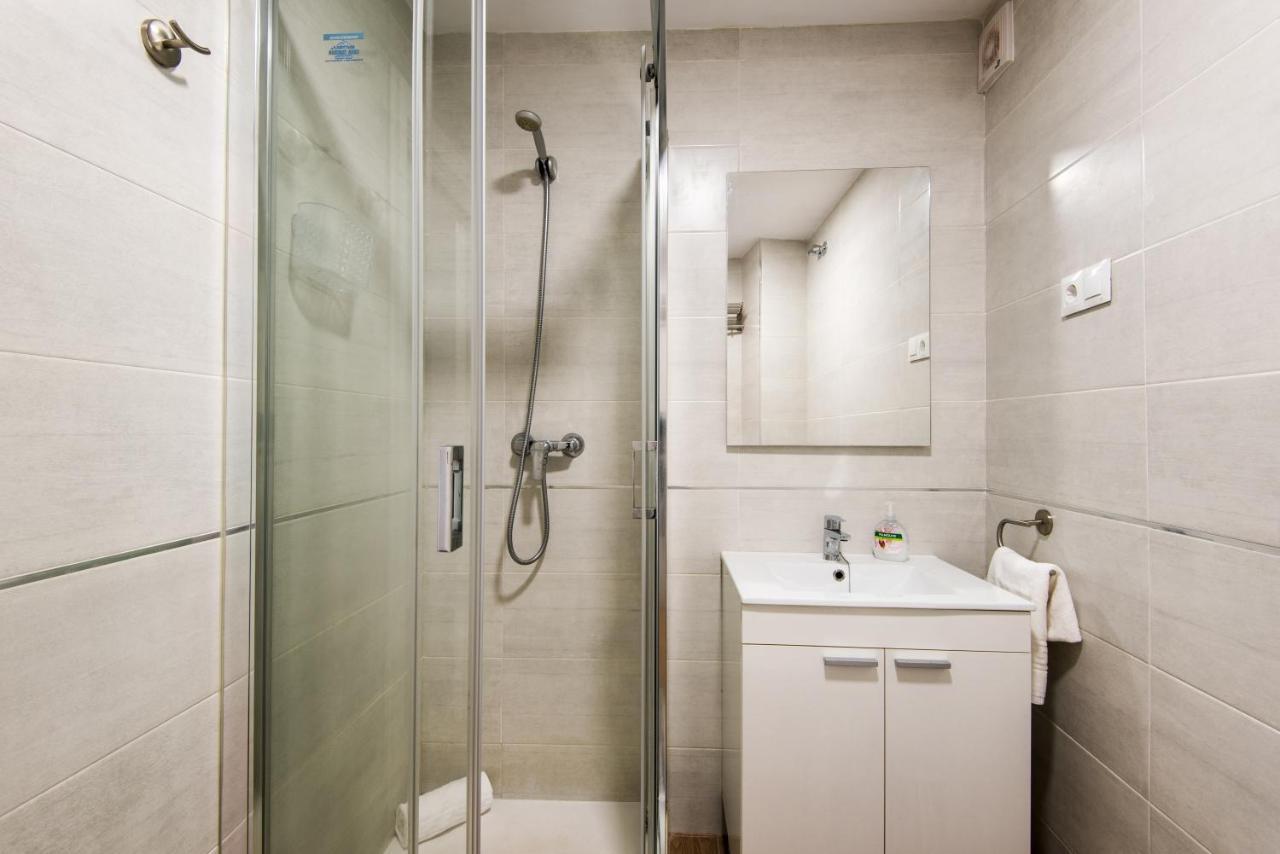 Picasso Center Apartment Малага Экстерьер фото